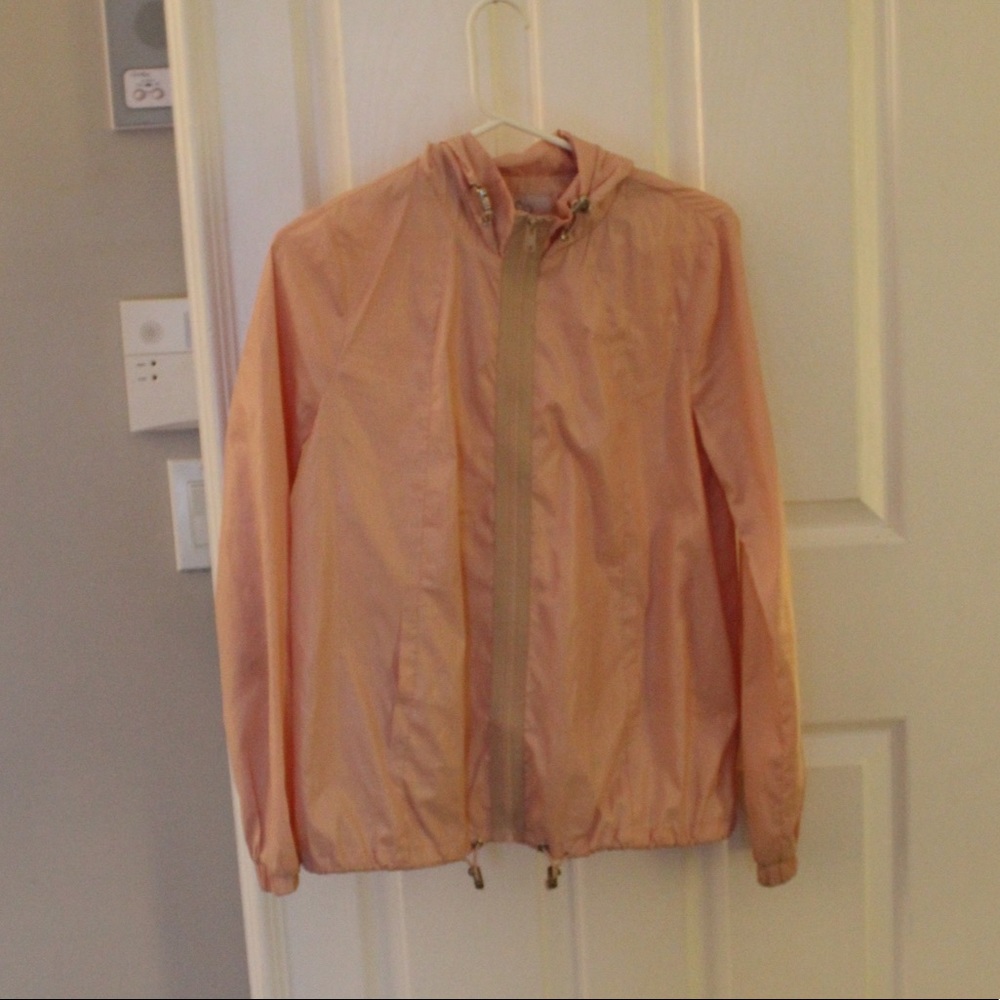 GOOD CONDITION PINK WINDBREAKER FROM TILLYS